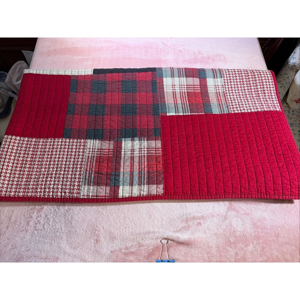 WOOLRICH PLAID PATCHWORK QUILT 70x48 Quilted Throw. Cabin, Lake. Flaws.